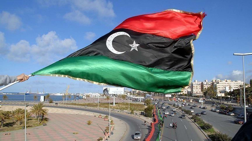 ليبيا..تدعو المجتمع الدولي لرفع يده عن حفتر